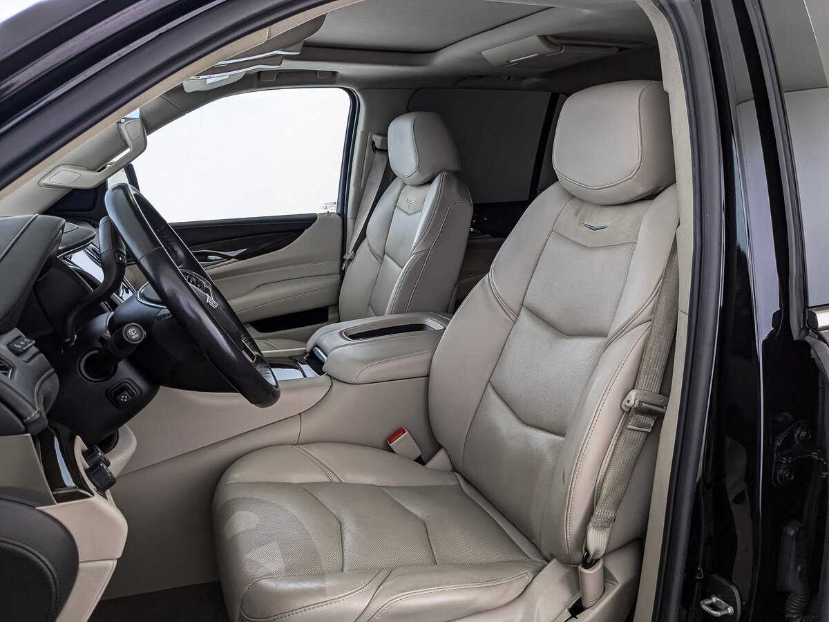 Купить Cadillac Escalade с пробегом. Фото: #23
