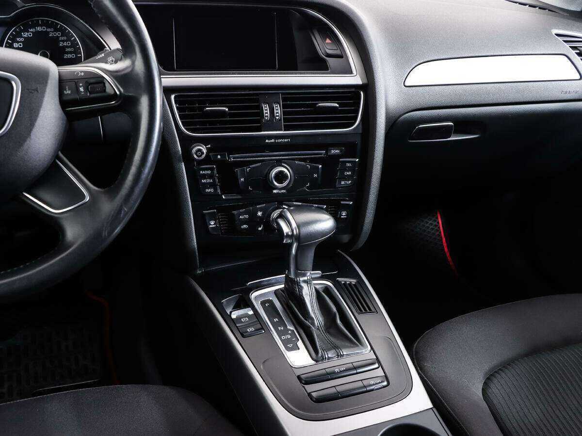 Купить Audi A4 с пробегом. Фото: #13