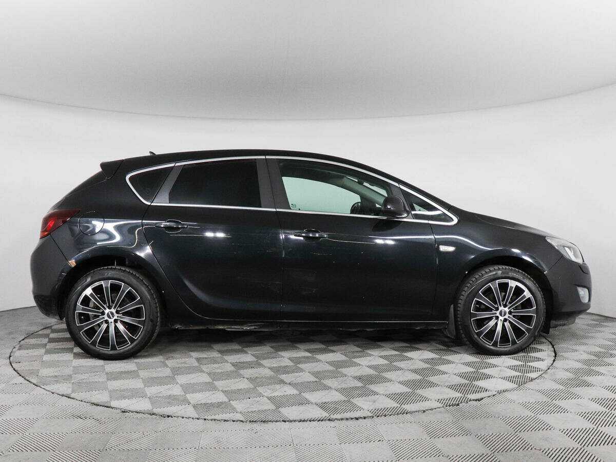 Купить Opel Astra с пробегом. Фото: #3