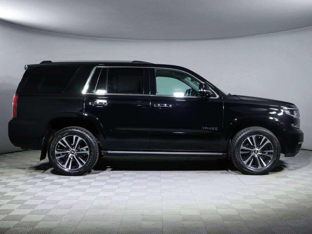 Купить Chevrolet Tahoe с пробегом. Фото: #3