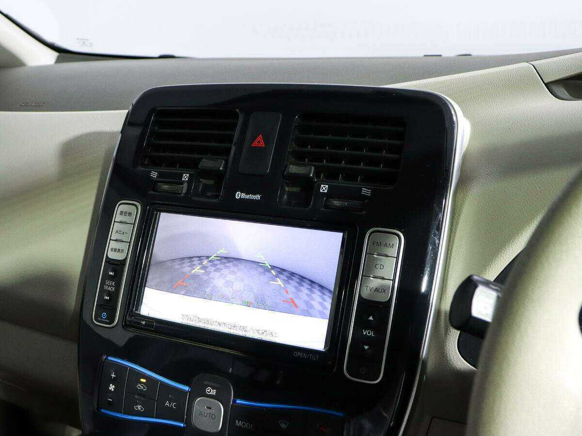 Купить Nissan Leaf с пробегом. Фото: #14