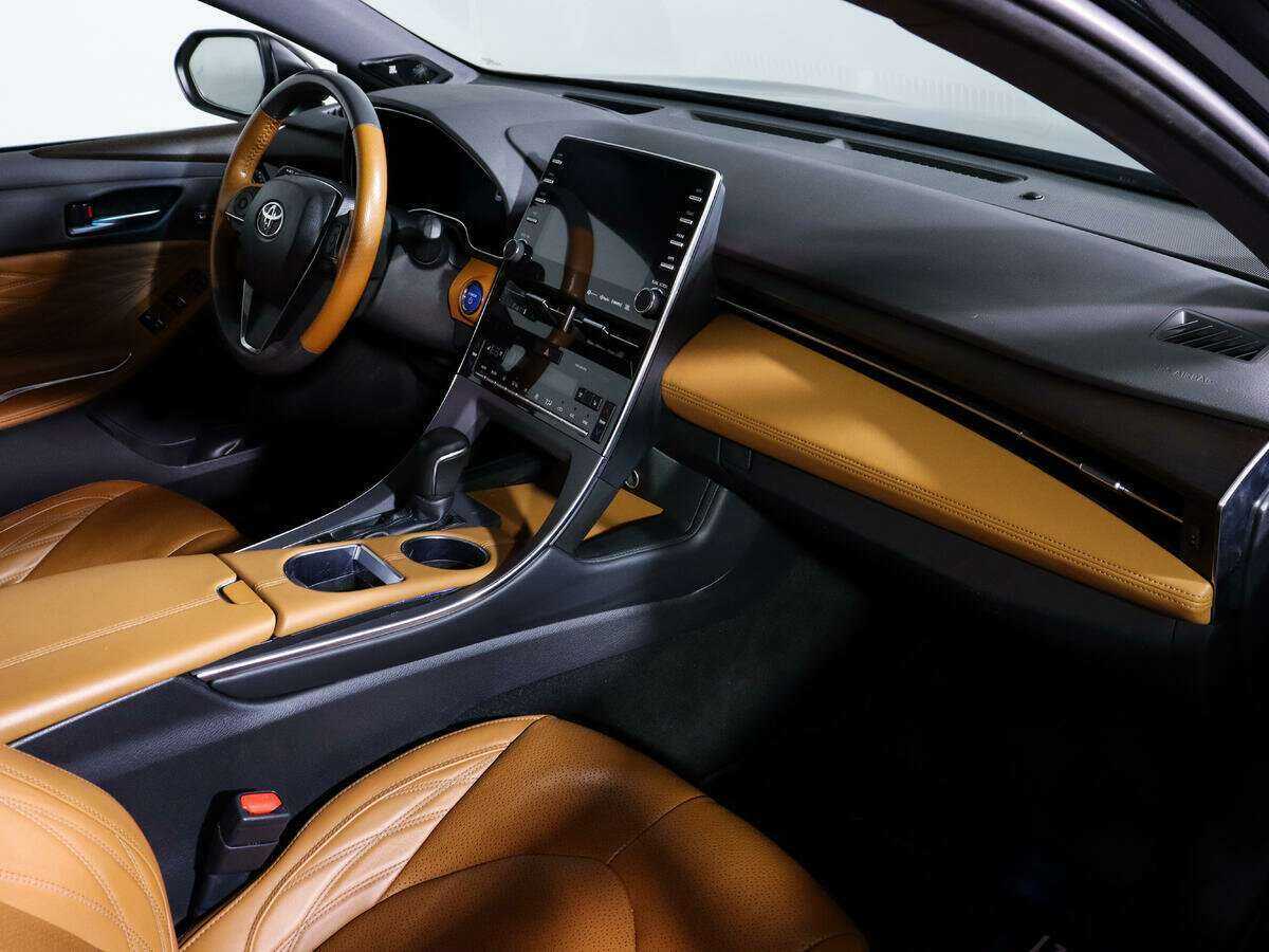 Купить Toyota Avalon с пробегом. Фото: #8