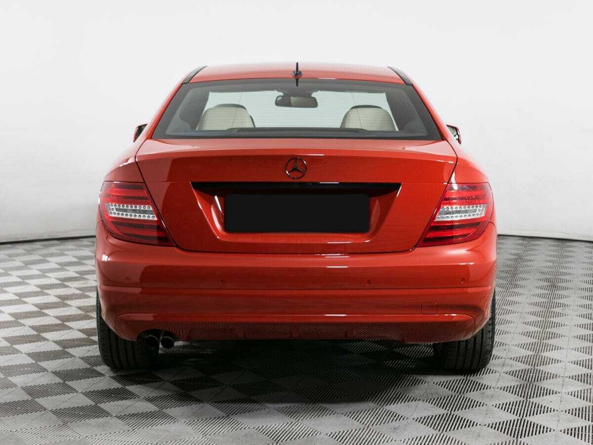 Купить Mercedes-Benz C-Класс с пробегом. Фото: #4