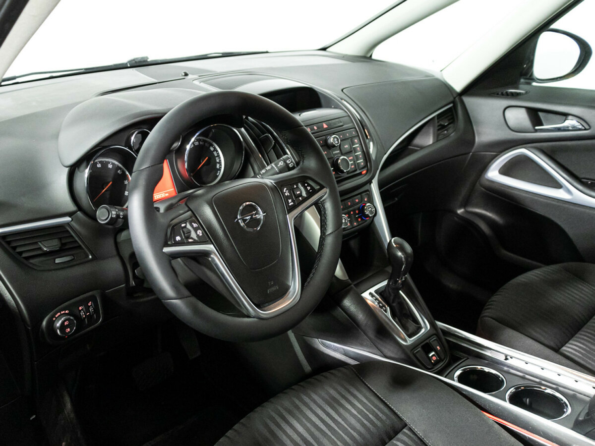Купить Opel Zafira с пробегом. Фото: #10