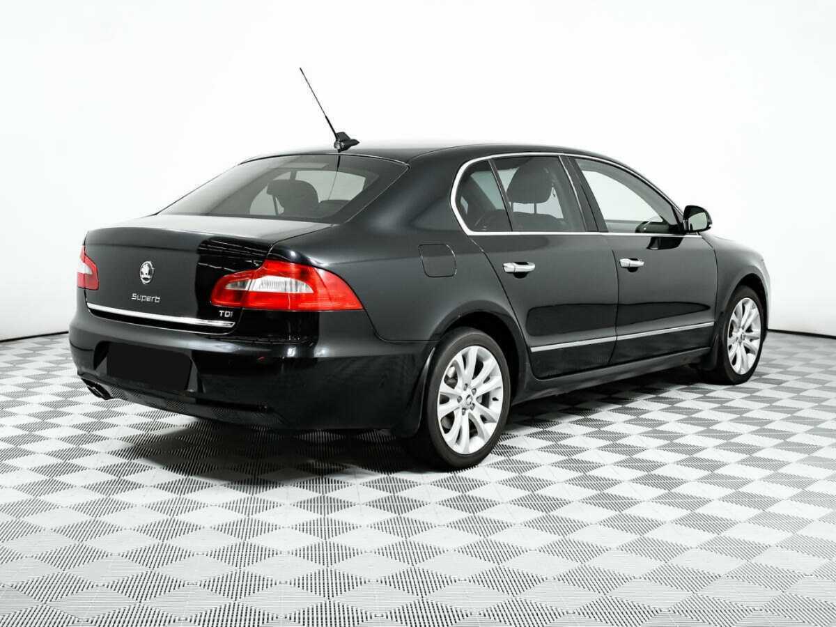 Купить Skoda Superb с пробегом. Фото: #4