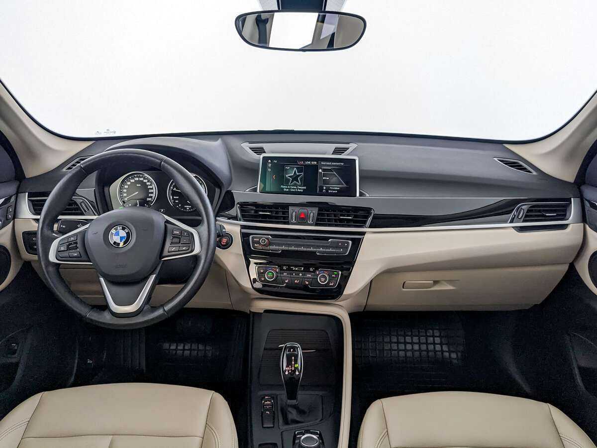 Купить BMW X1 с пробегом. Фото: #11