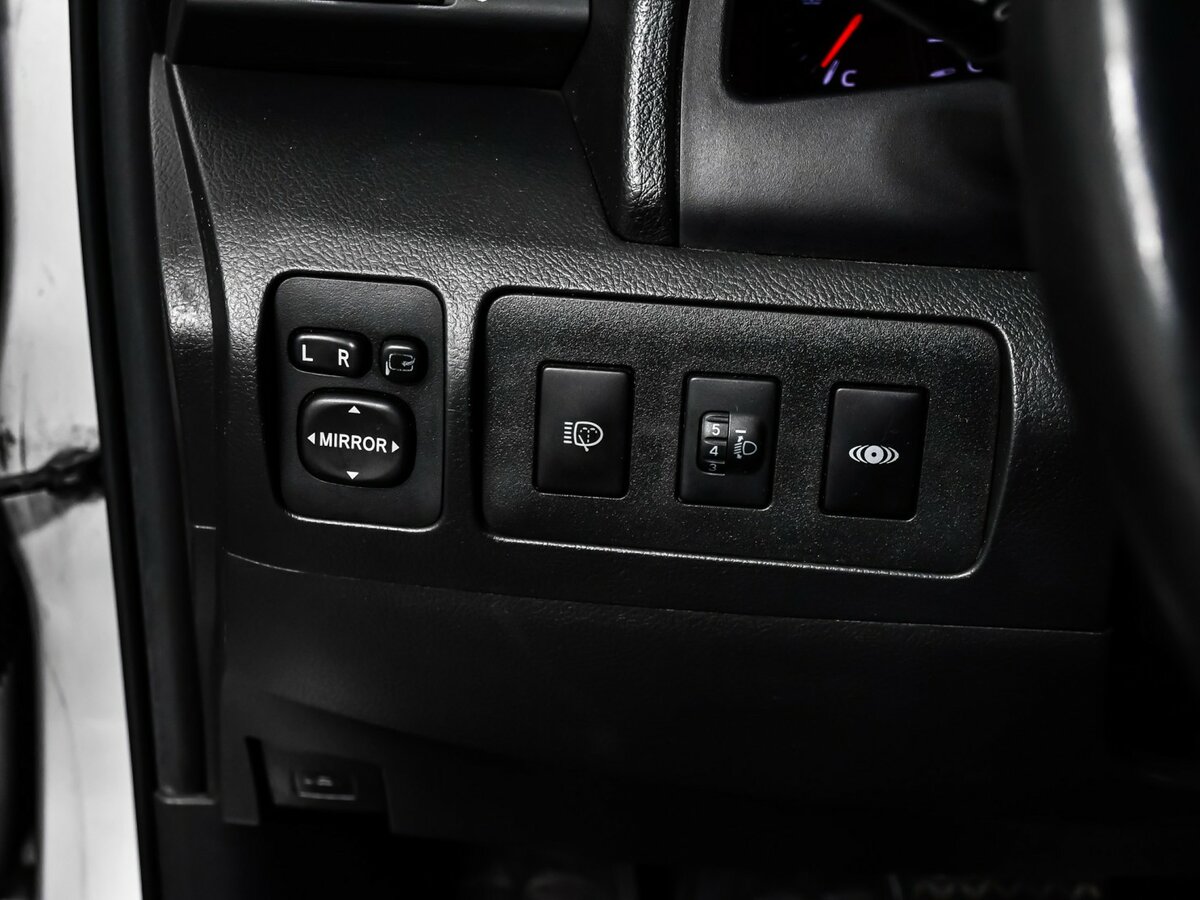 Купить Toyota Camry с пробегом. Фото: #12