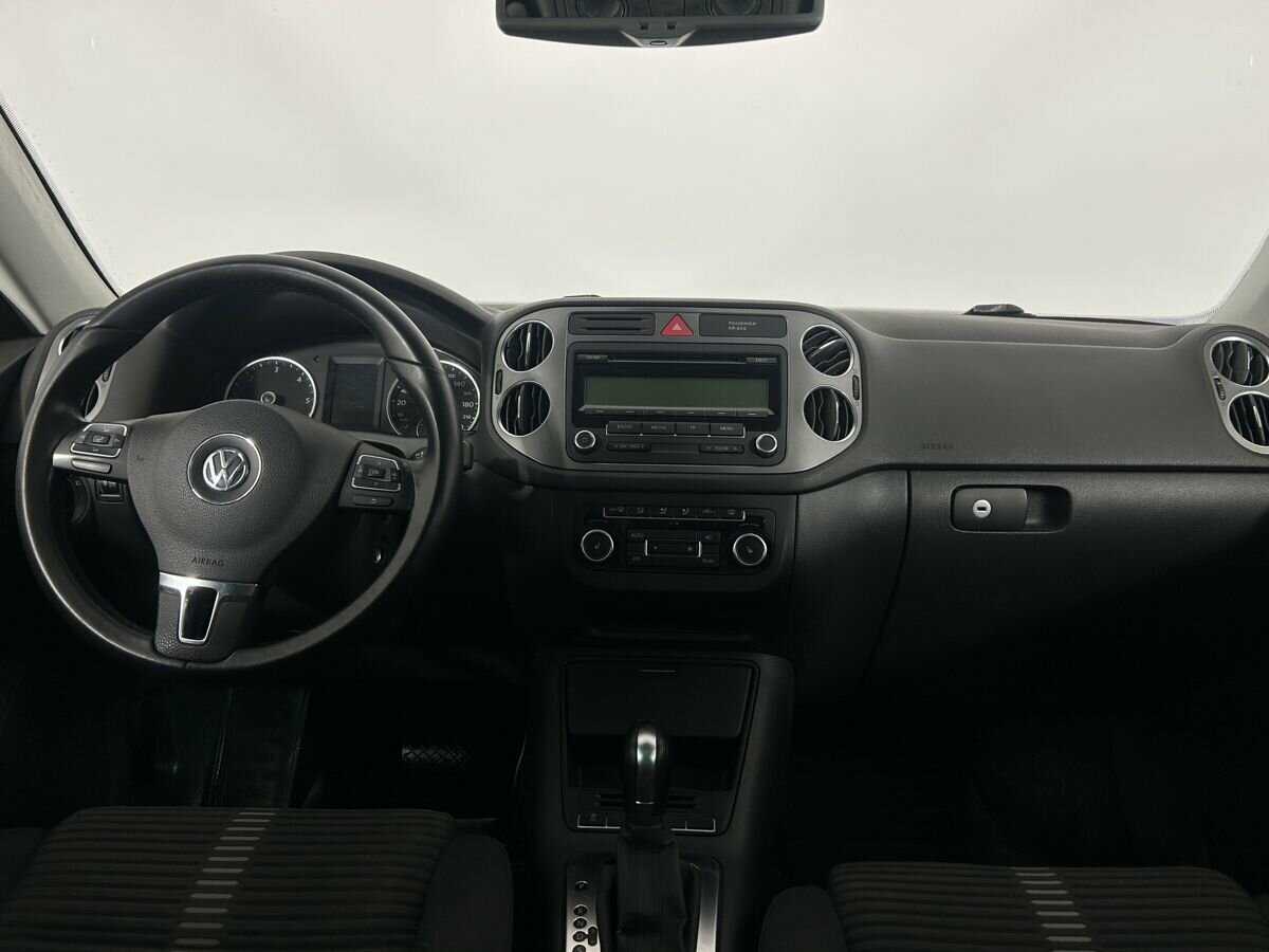 Купить Volkswagen Tiguan с пробегом. Фото: #6