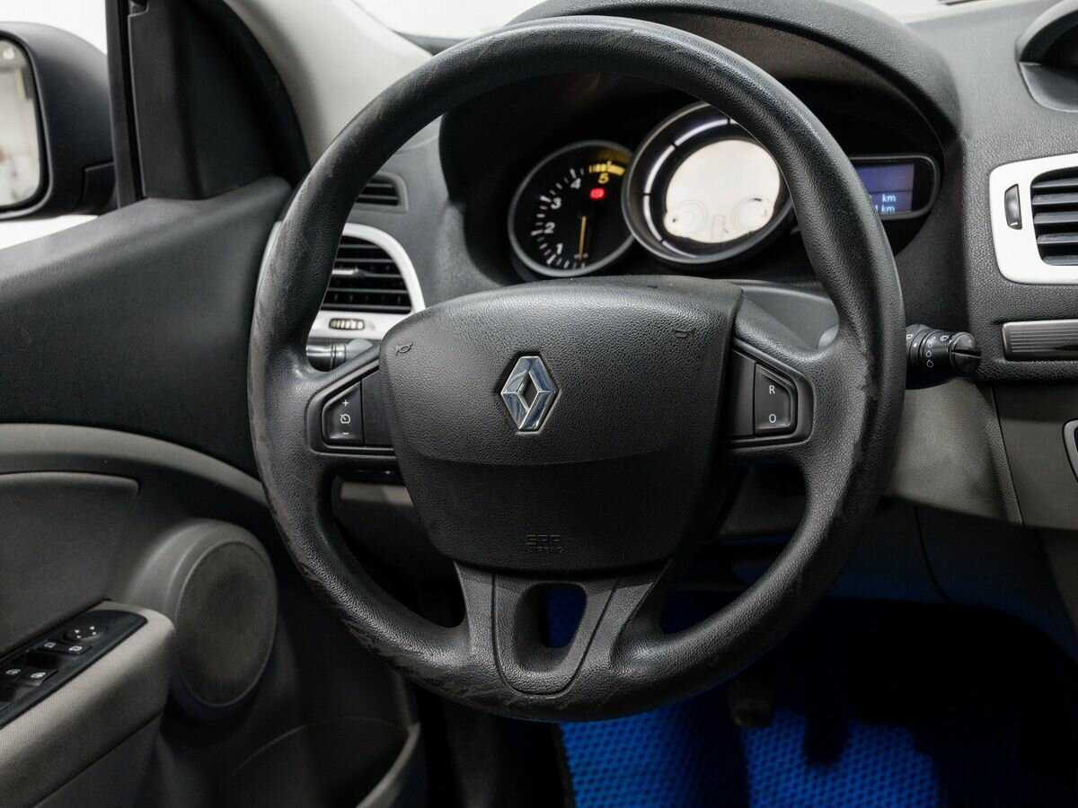 Купить Renault Megane с пробегом. Фото: #10
