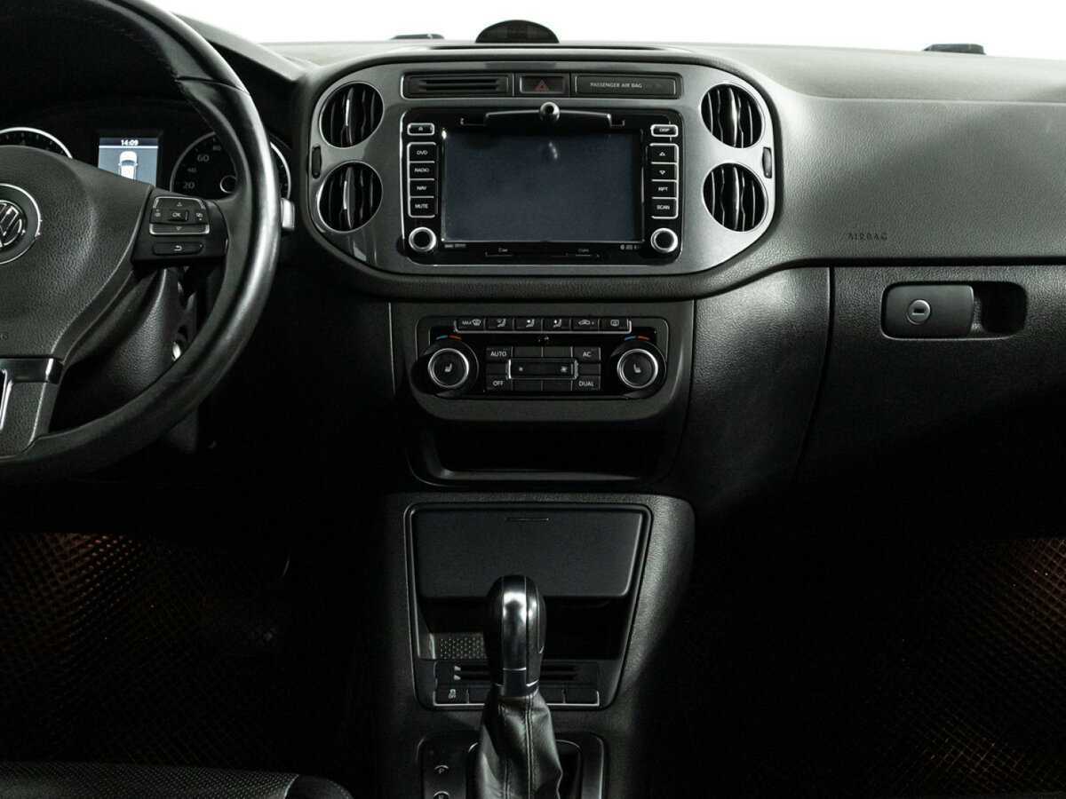 Купить Volkswagen Tiguan с пробегом. Фото: #13