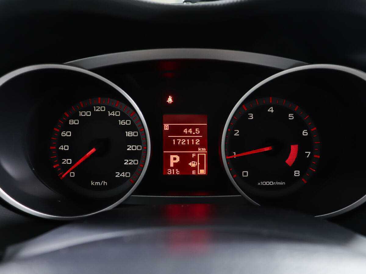 Купить Mitsubishi Outlander с пробегом. Фото: #13