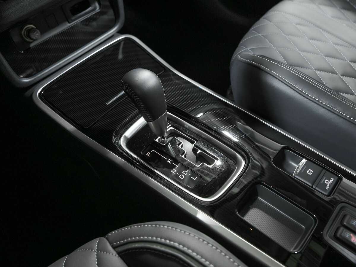 Купить Mitsubishi Outlander с пробегом. Фото: #12