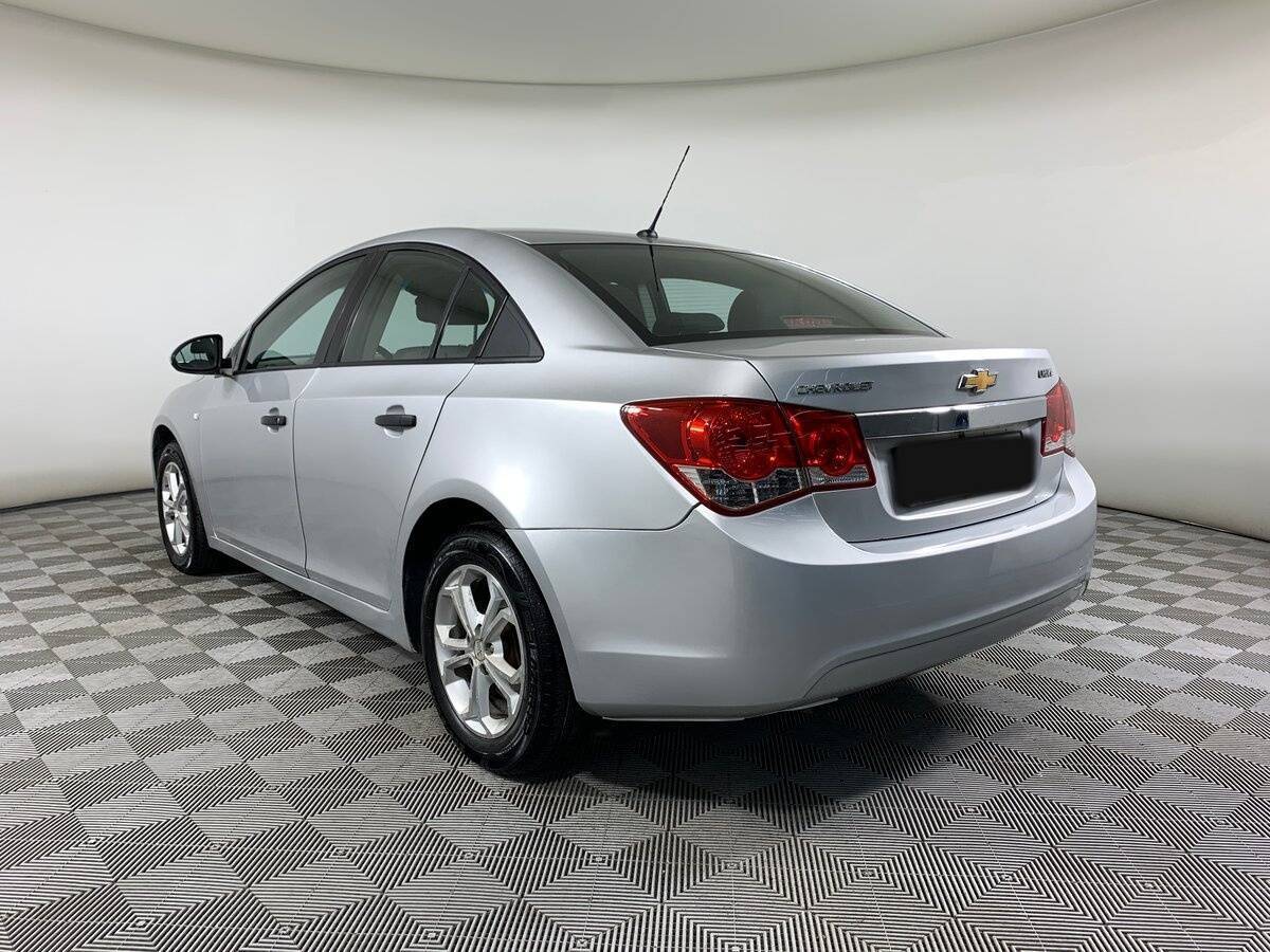 Купить Chevrolet Cruze с пробегом. Фото: #6