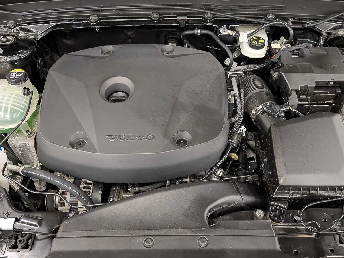 Купить Volvo XC40 с пробегом. Фото: #8