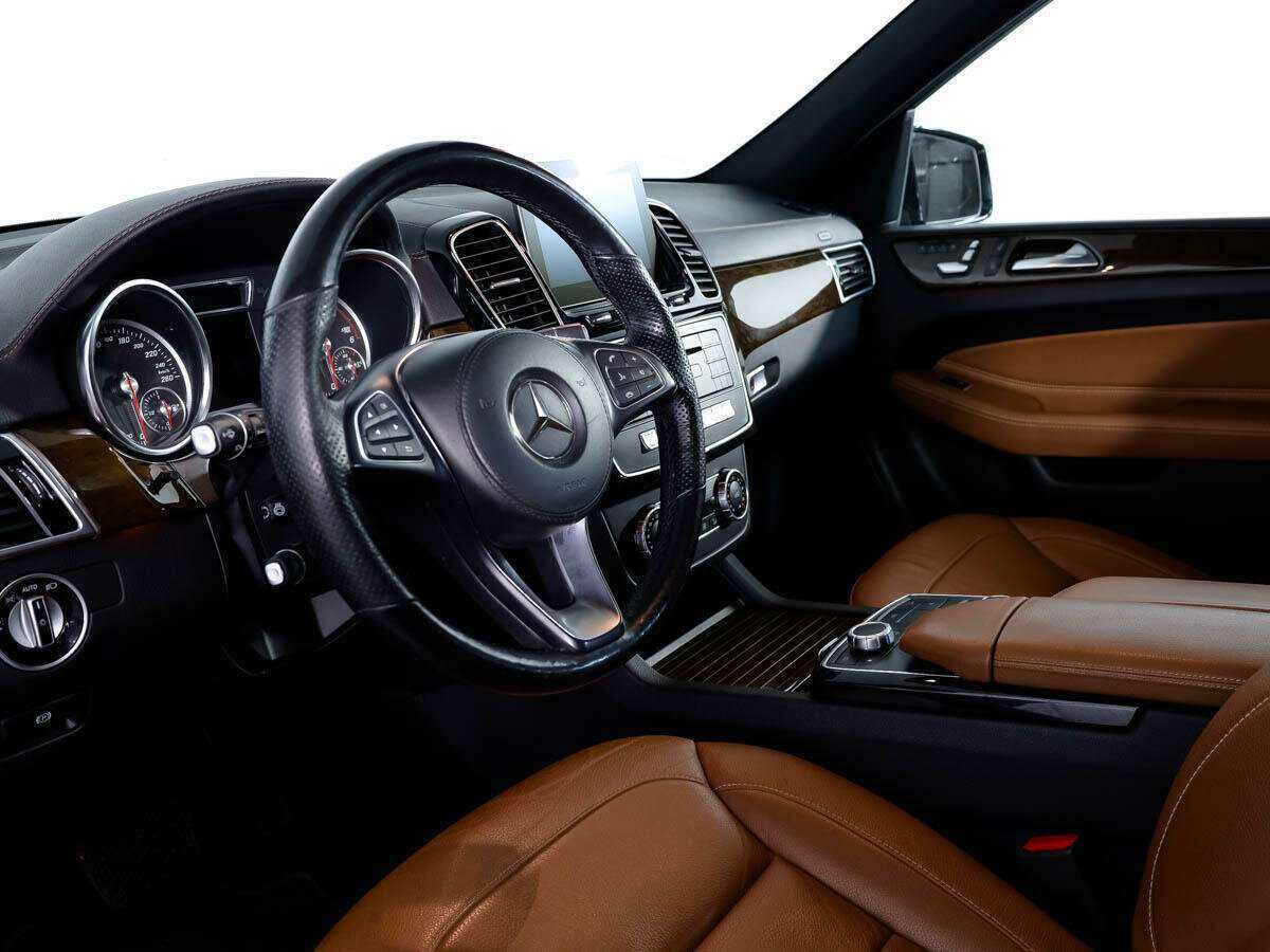 Купить Mercedes-Benz GLS с пробегом. Фото: #7
