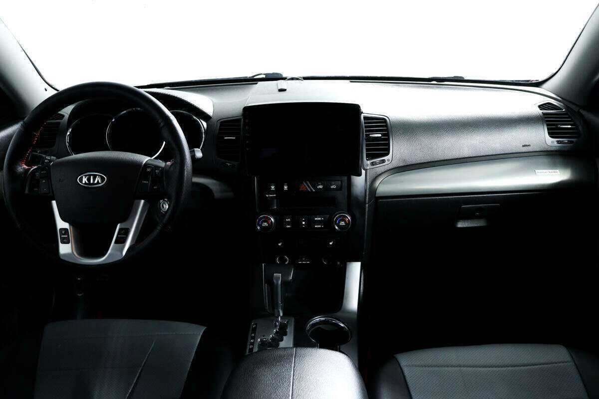 Купить Kia Sorento с пробегом. Фото: #10