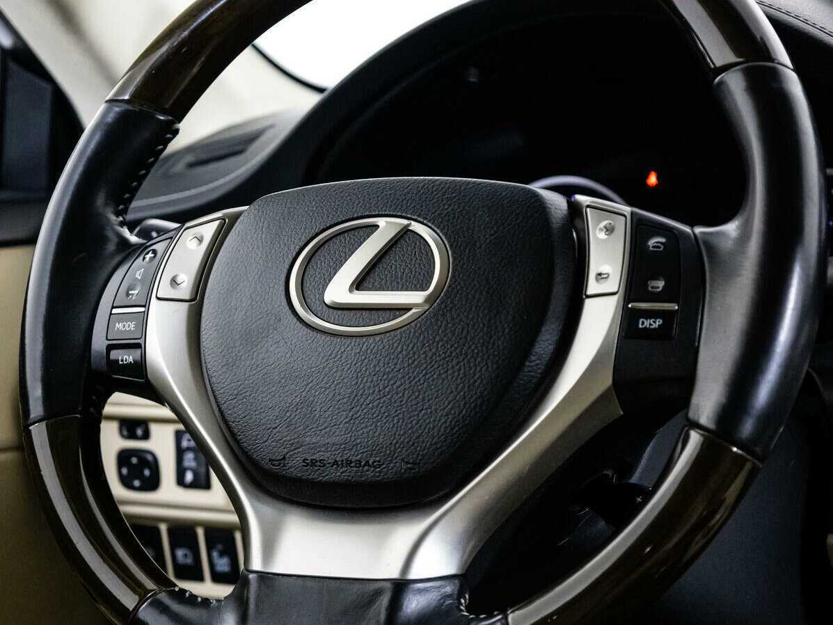 Купить Lexus ES с пробегом. Фото: #10