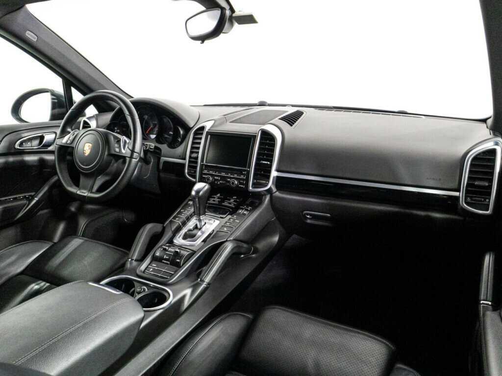 Купить Porsche Cayenne с пробегом. Фото: #8