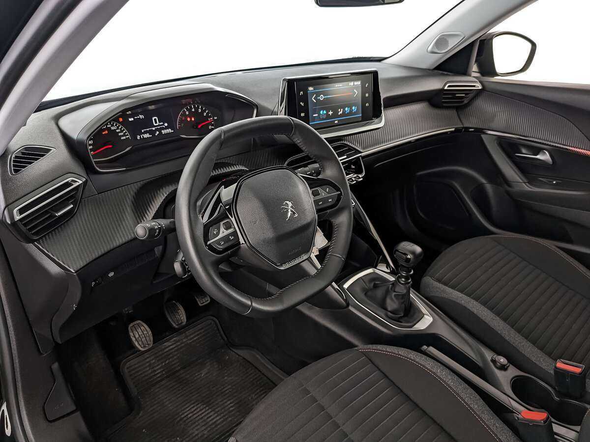 Купить Peugeot 2008 с пробегом. Фото: #10