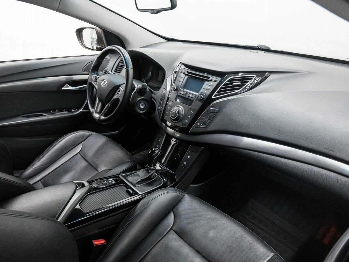 Купить Hyundai i40 с пробегом. Фото: #7
