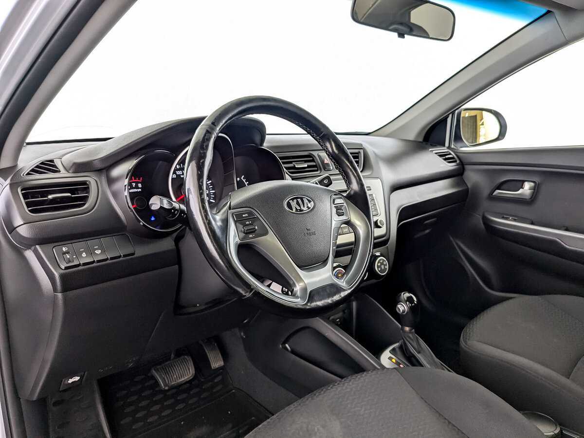Купить Kia Rio с пробегом. Фото: #13