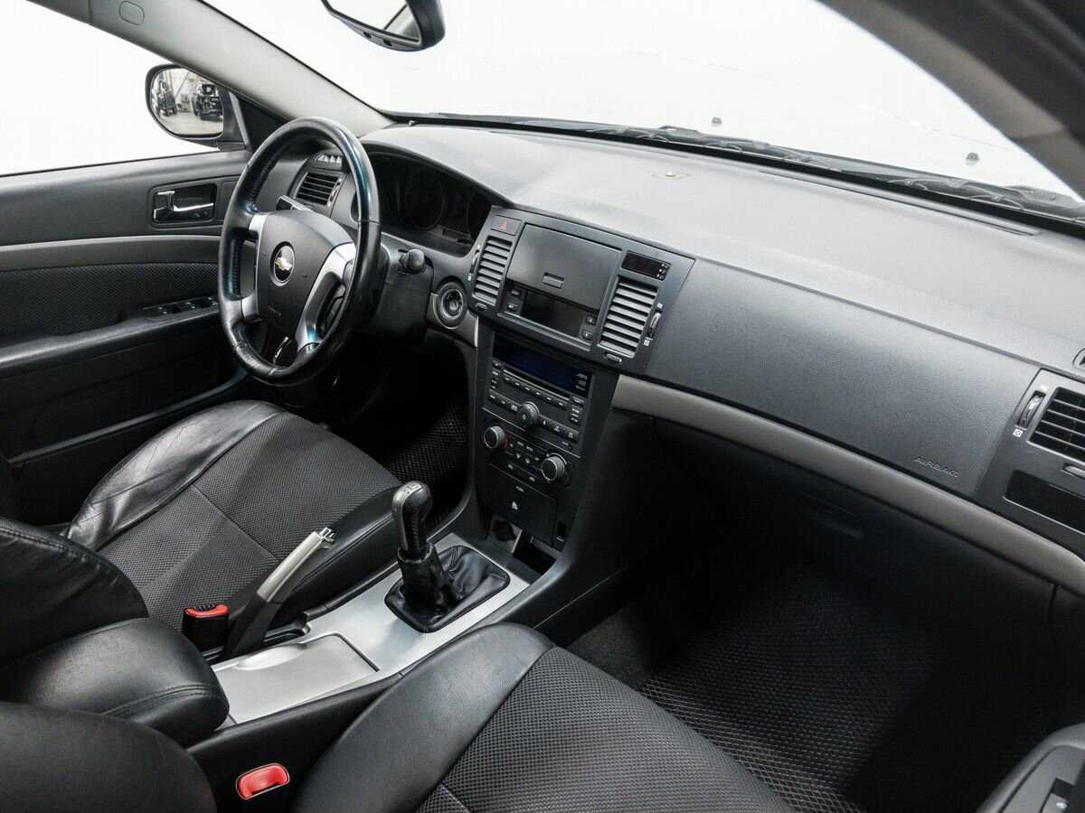Купить Chevrolet Epica с пробегом. Фото: #7
