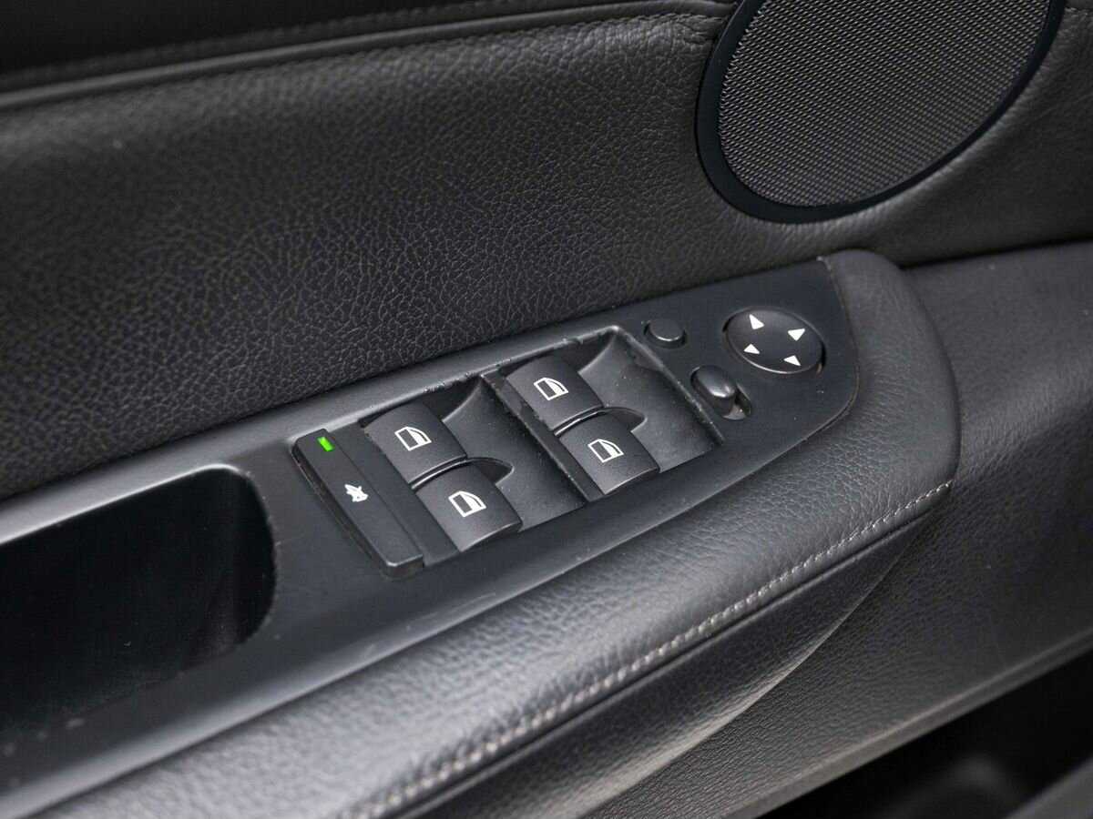 Купить BMW X5 с пробегом. Фото: #18