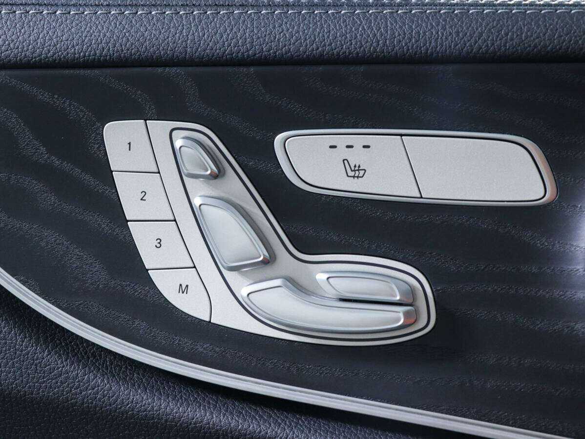 Купить Mercedes-Benz E-Класс с пробегом. Фото: #10