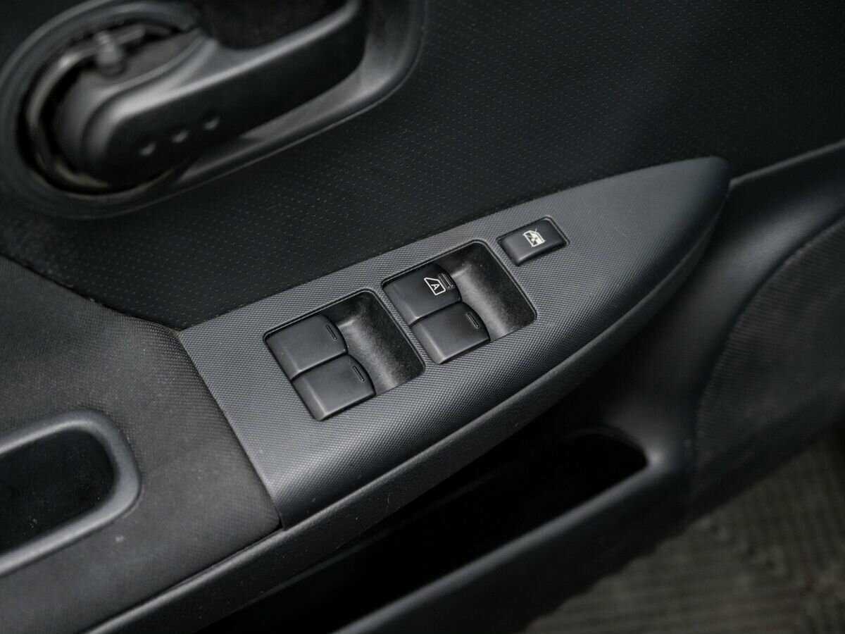 Купить Nissan Note с пробегом. Фото: #14