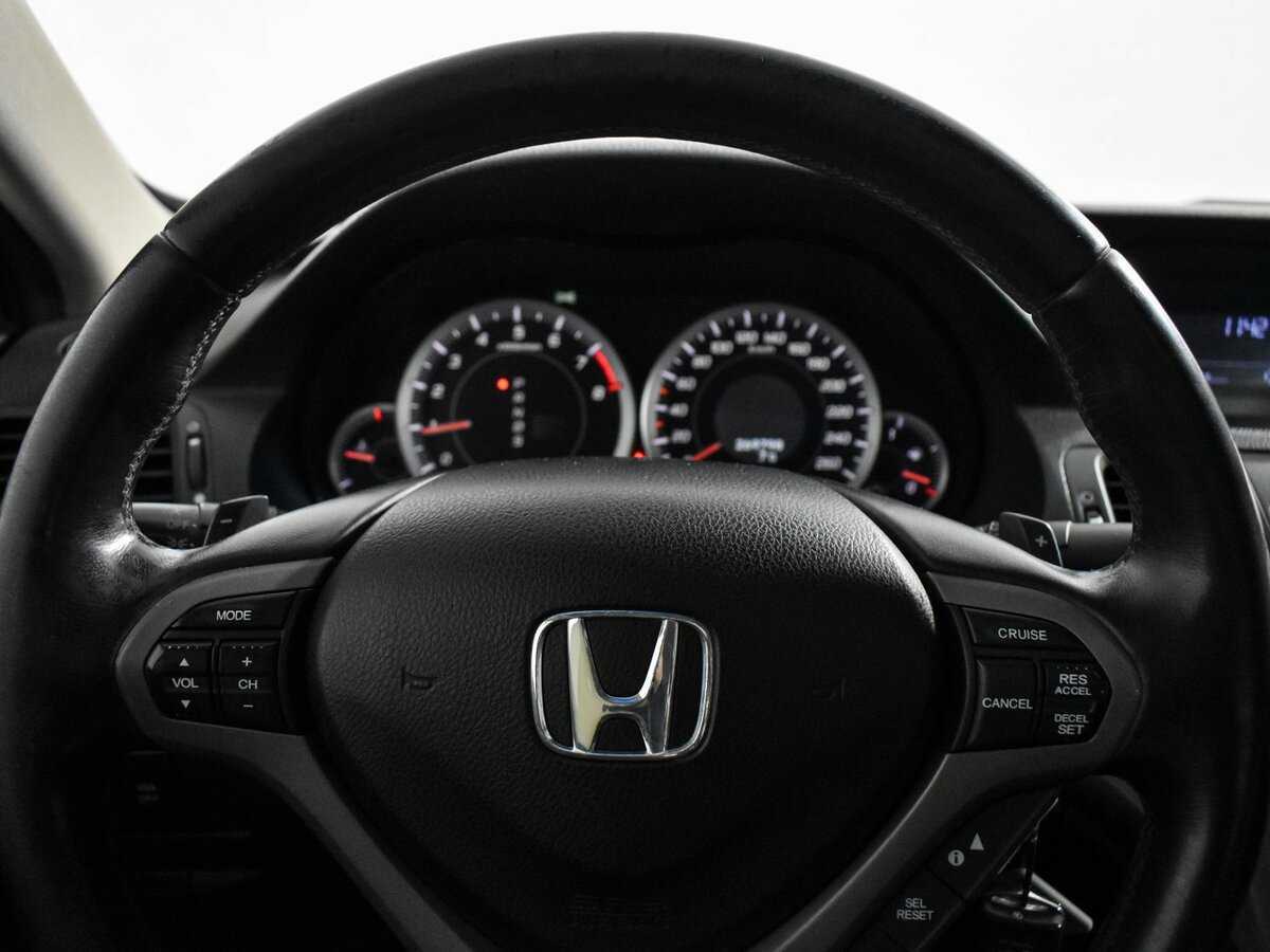 Купить Honda Accord с пробегом. Фото: #15