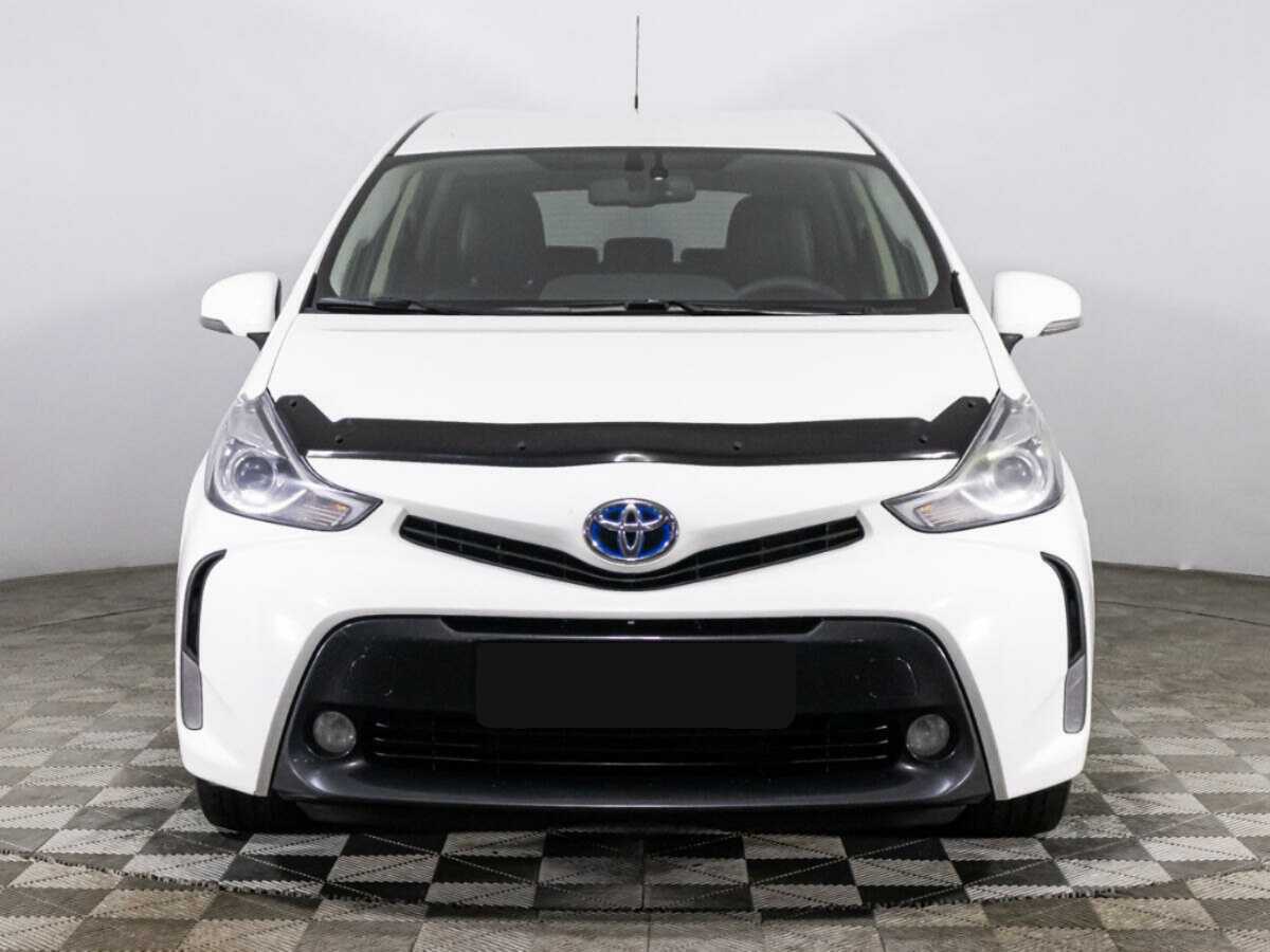 Купить Toyota Prius v (+) с пробегом. Фото: #1