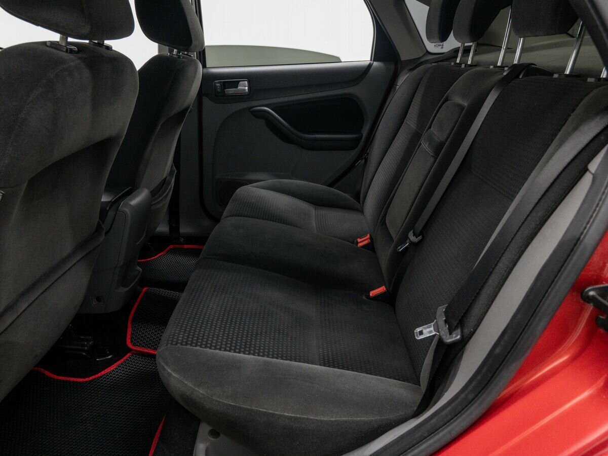 Купить Ford Focus с пробегом. Фото: #11