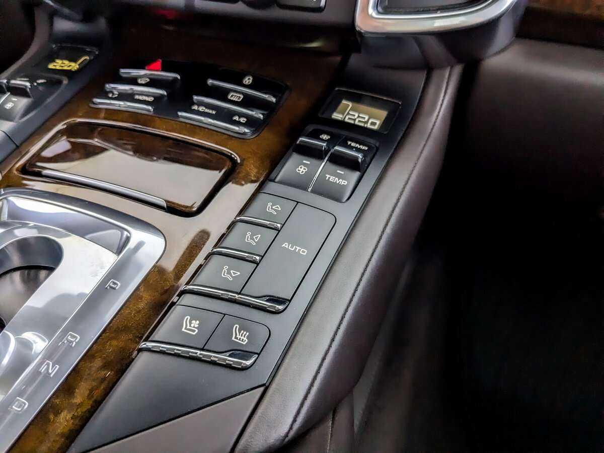 Купить Porsche Cayenne с пробегом. Фото: #24