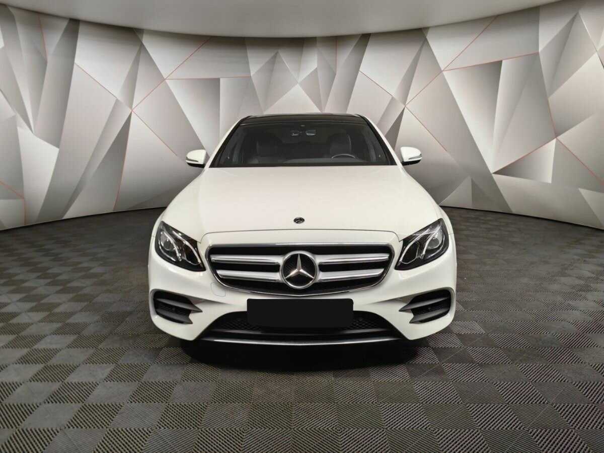 Купить Mercedes-Benz E-Класс с пробегом. Фото: #6
