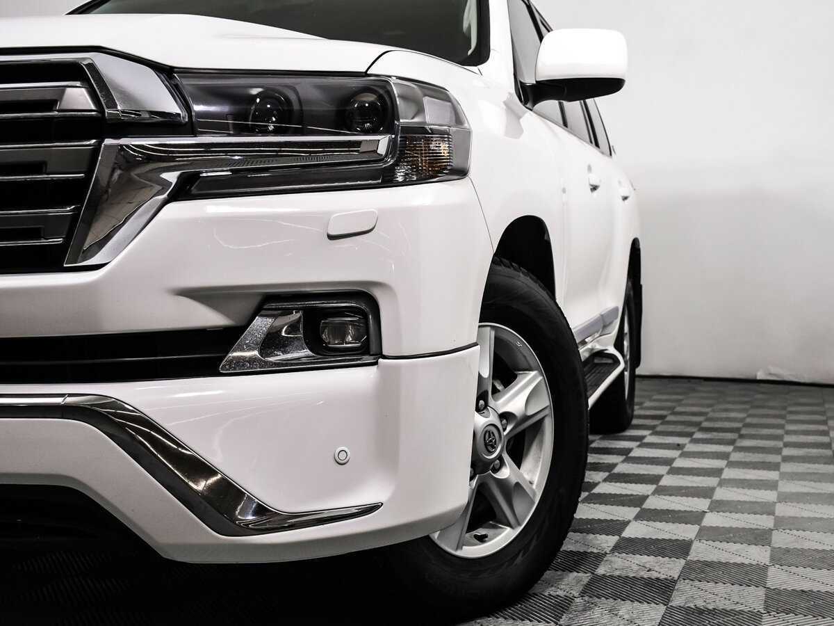 Купить Toyota Land Cruiser с пробегом. Фото: #14