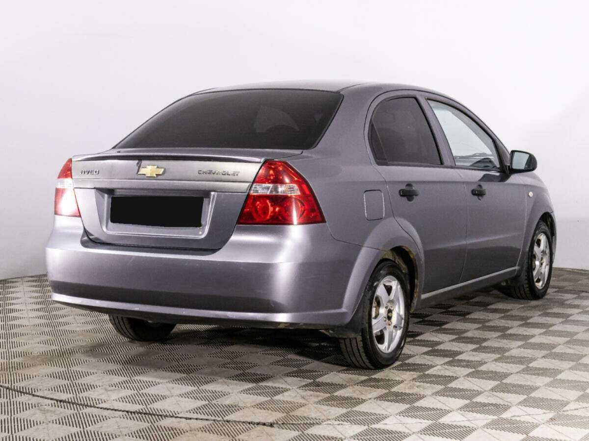 Купить Chevrolet Aveo с пробегом. Фото: #4