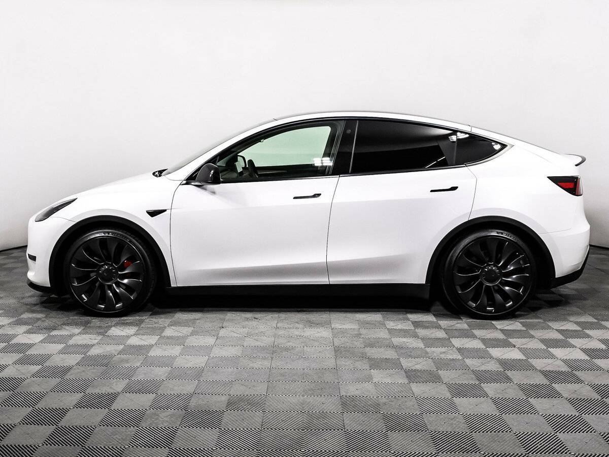 Купить Tesla Model Y с пробегом. Фото: #7