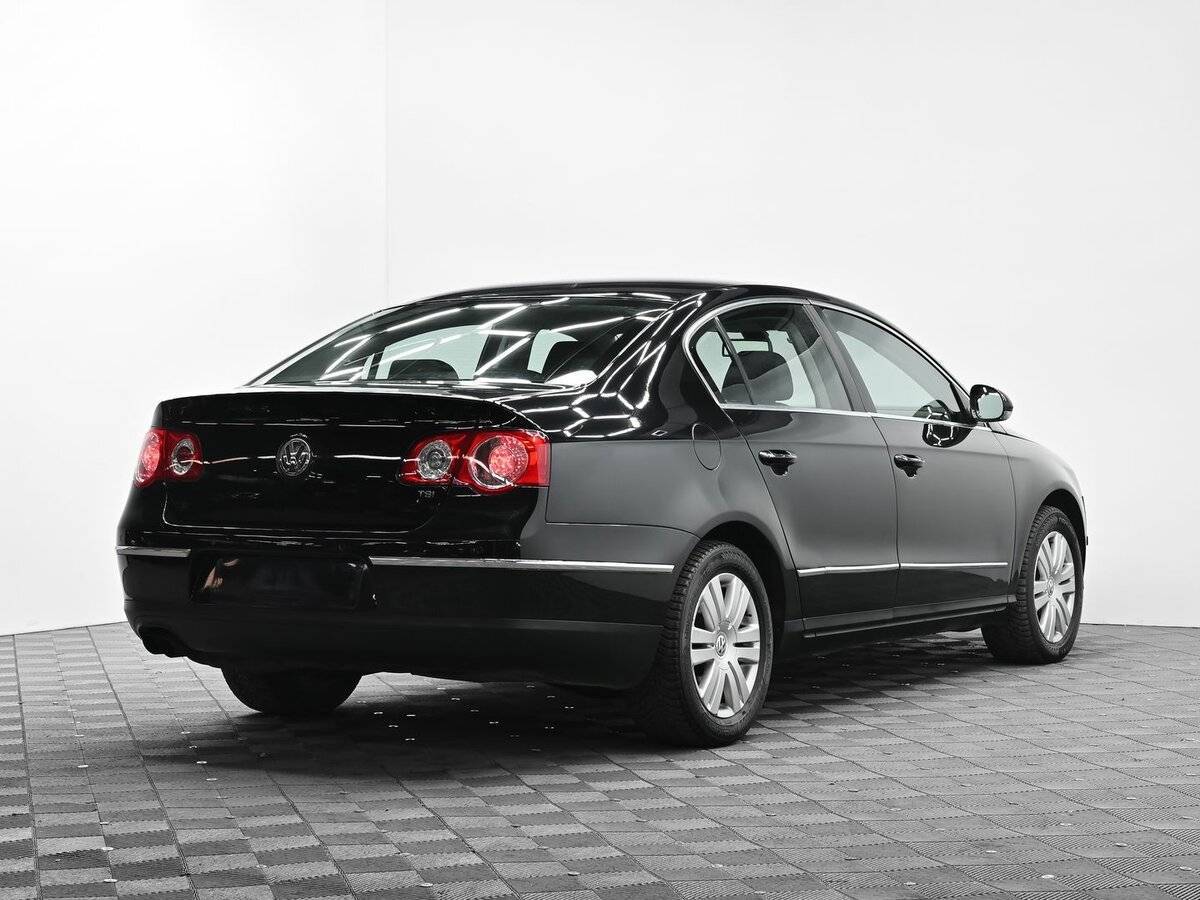 Купить Volkswagen Passat с пробегом. Фото: #3