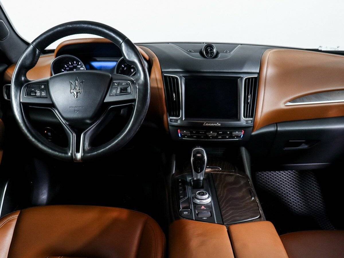Купить Maserati Levante с пробегом. Фото: #8
