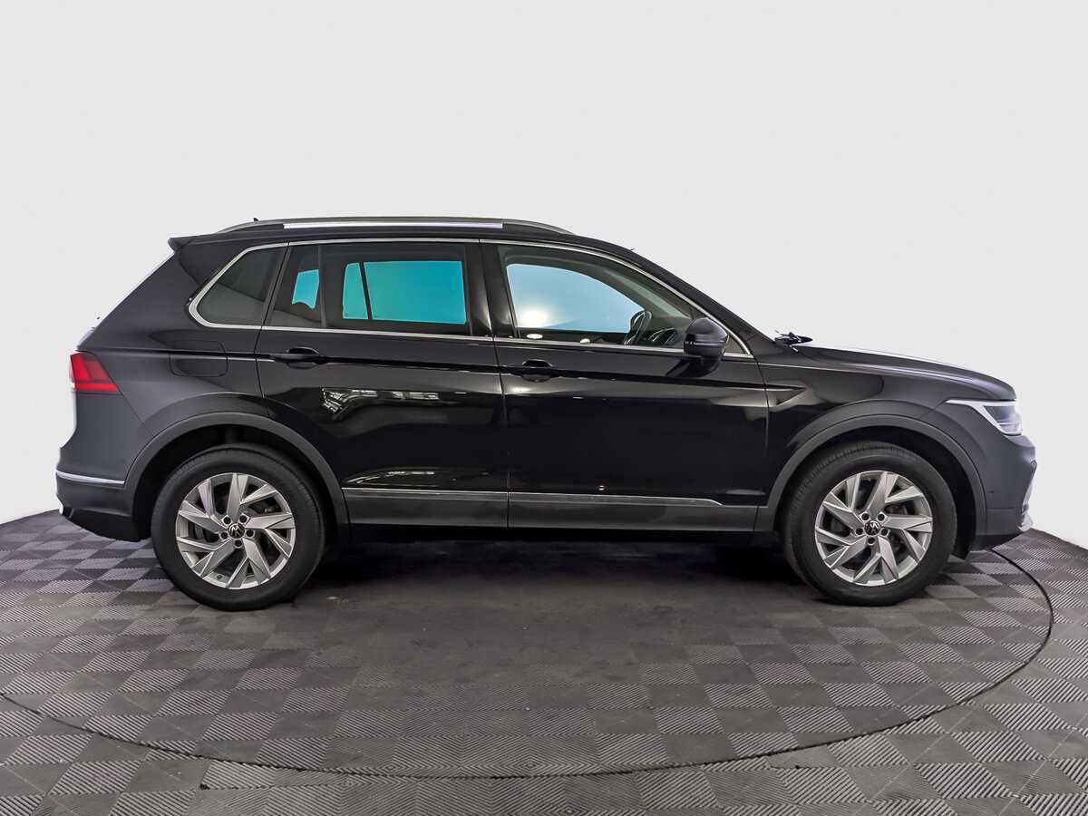 Купить Volkswagen Tiguan с пробегом. Фото: #3