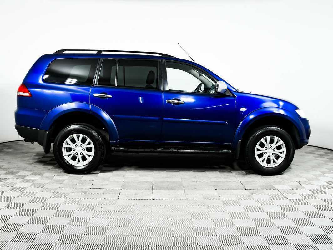 Купить Mitsubishi Pajero Sport с пробегом. Фото: #3