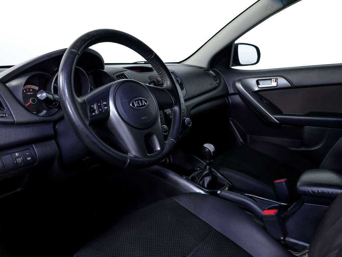 Купить Kia Cerato с пробегом. Фото: #9