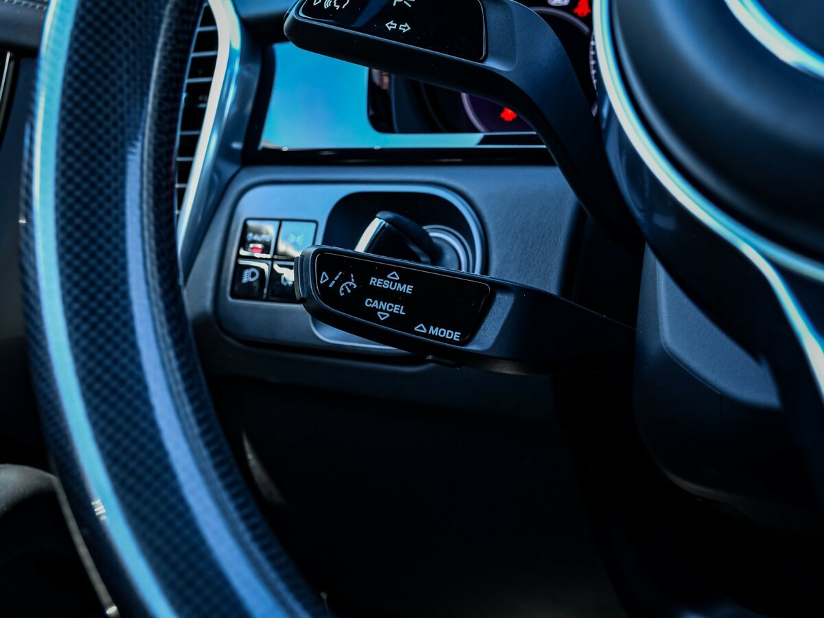 Купить Porsche Cayenne с пробегом. Фото: #20