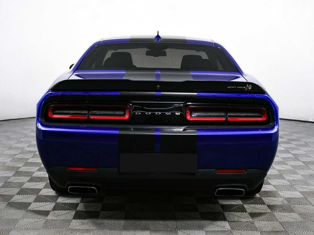 Купить Dodge Challenger с пробегом. Фото: #5