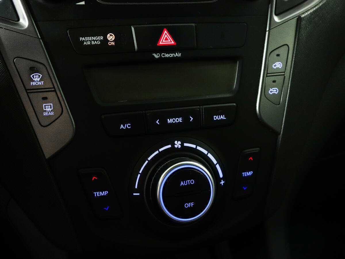 Купить Hyundai Santa Fe с пробегом. Фото: #12