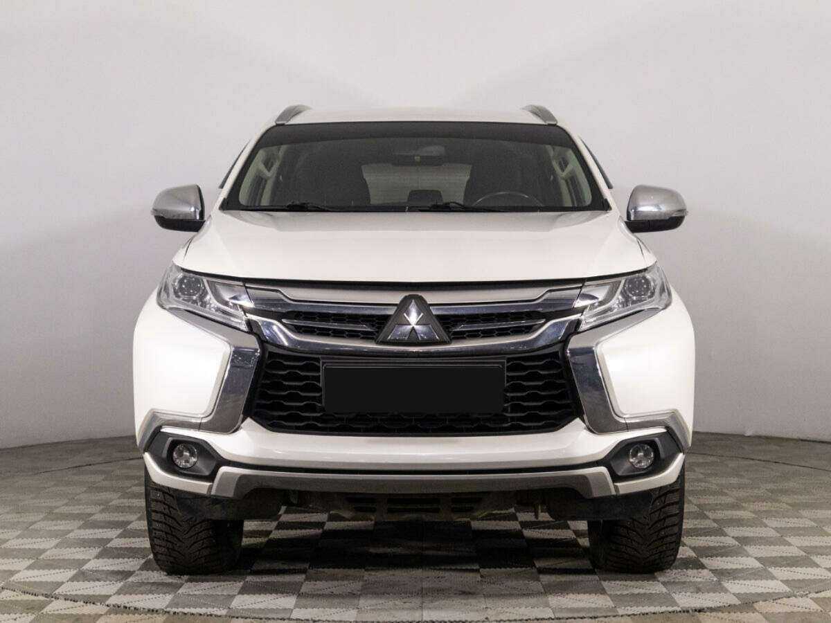 Купить Mitsubishi Pajero Sport с пробегом. Фото: #1