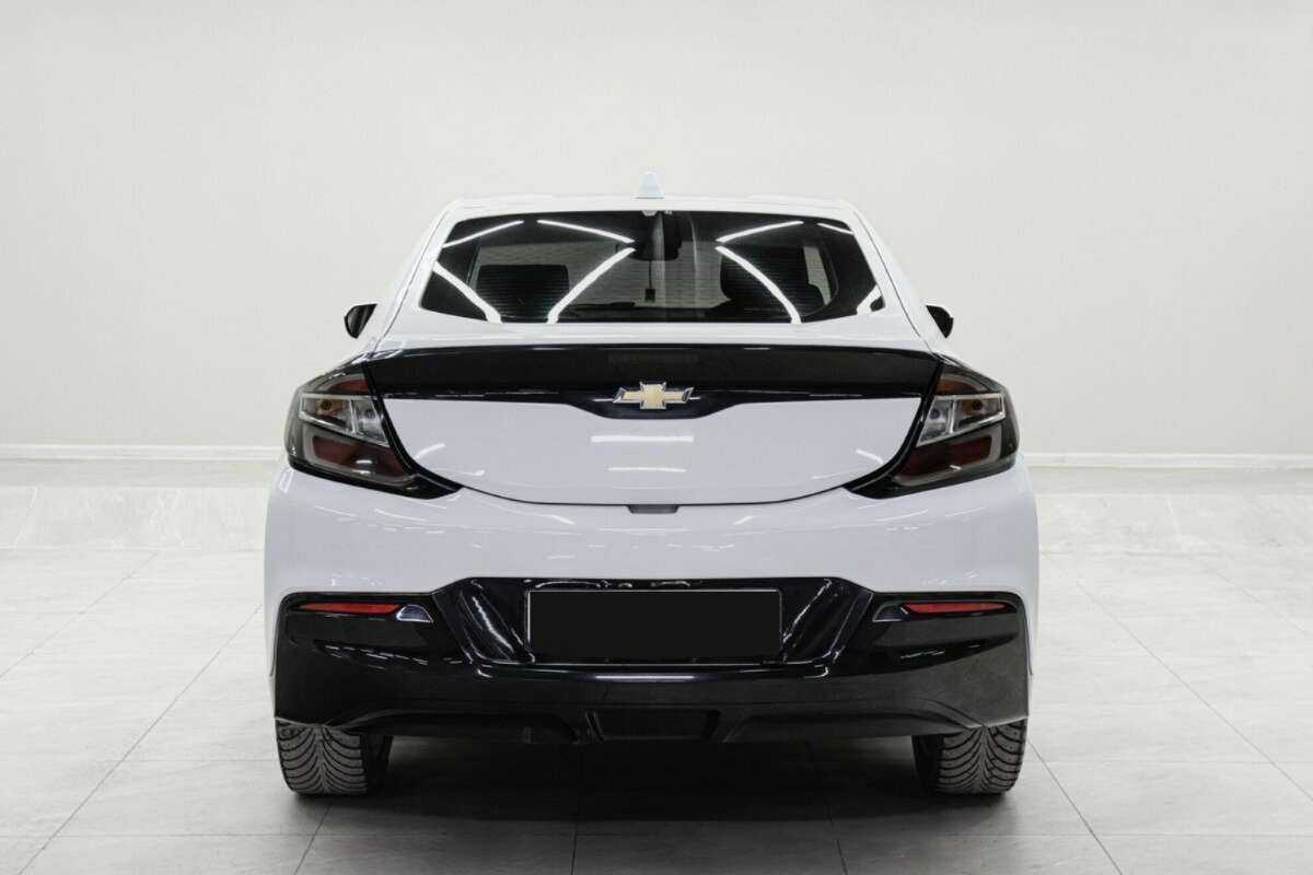 Купить Chevrolet Volt с пробегом. Фото: #4