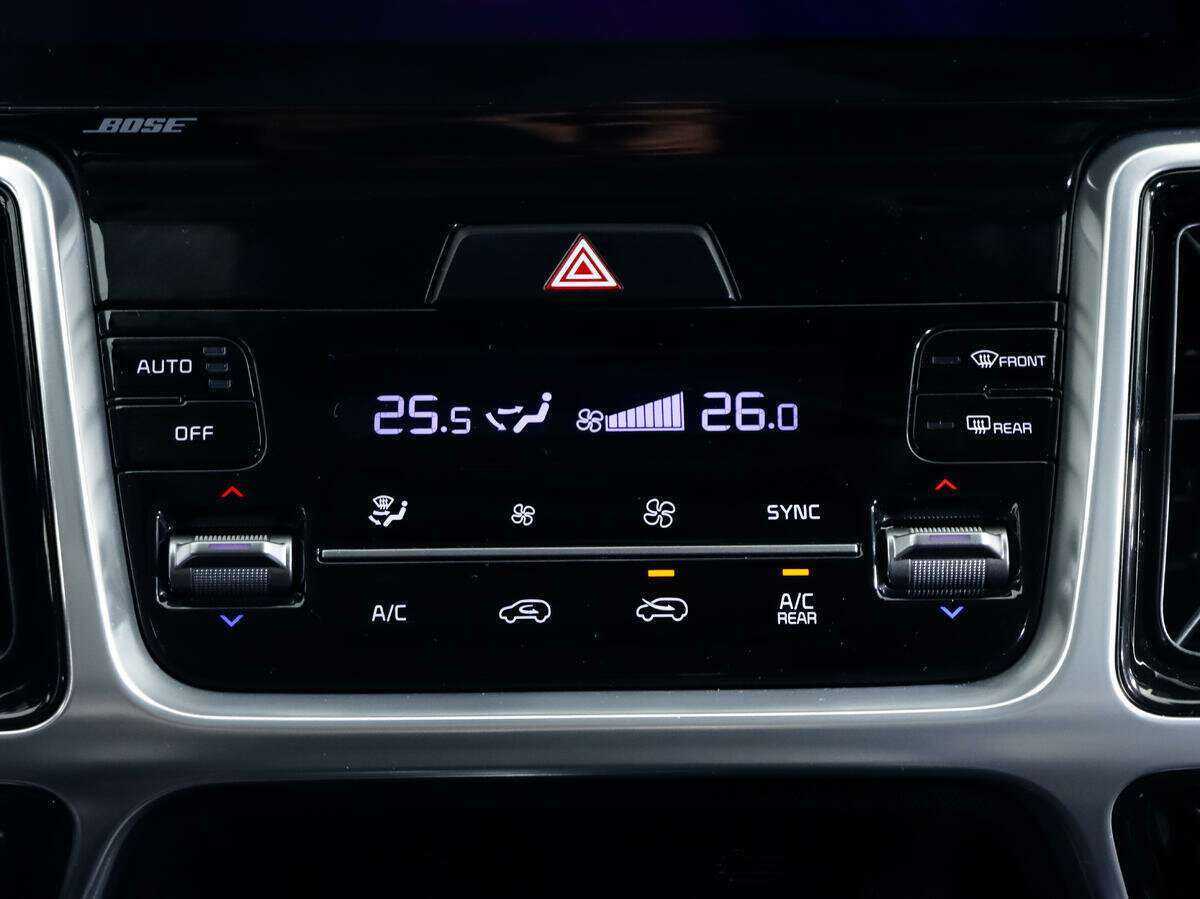 Купить Kia Sorento с пробегом. Фото: #15