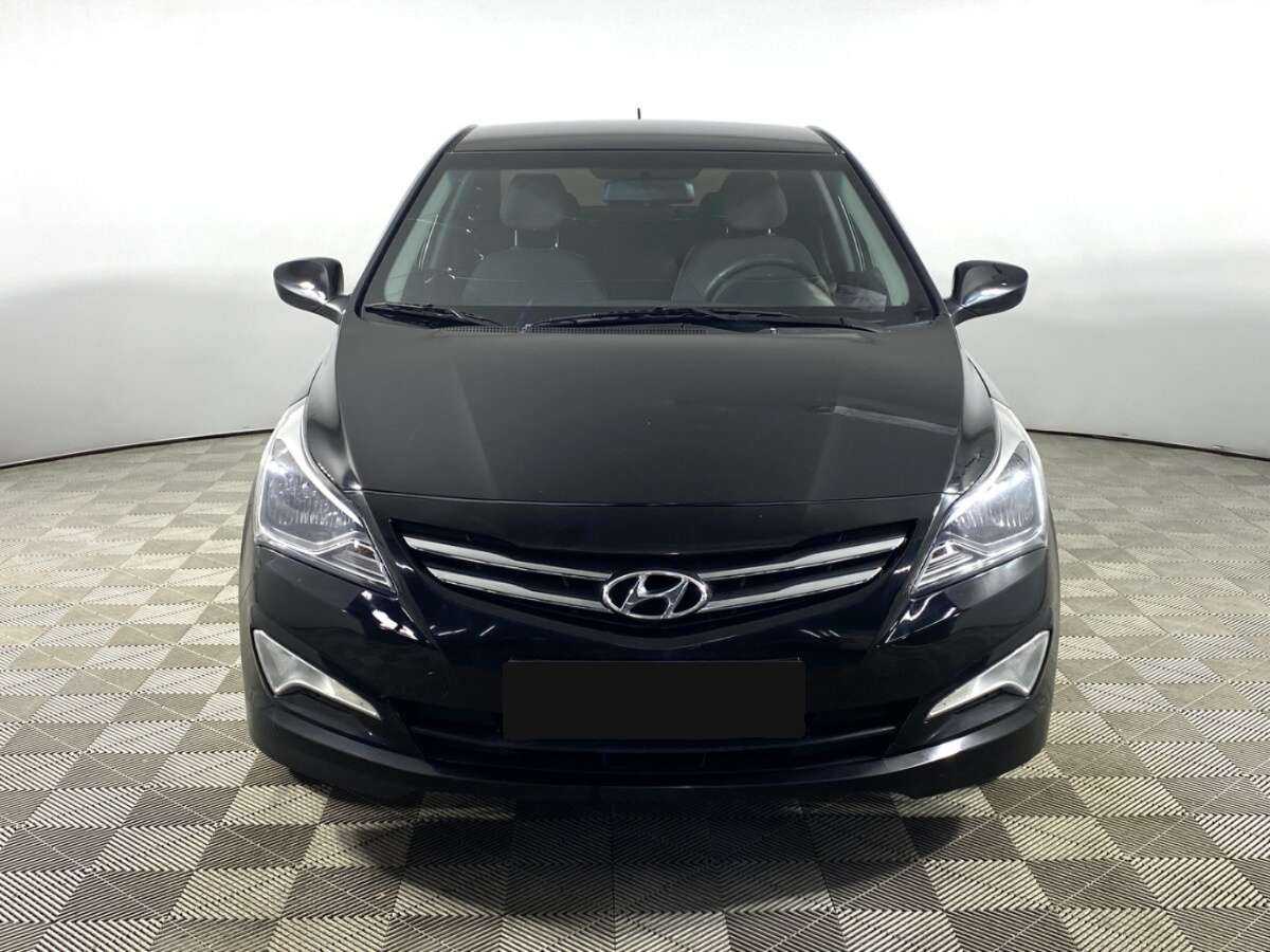 Купить Hyundai Solaris с пробегом. Фото: #1