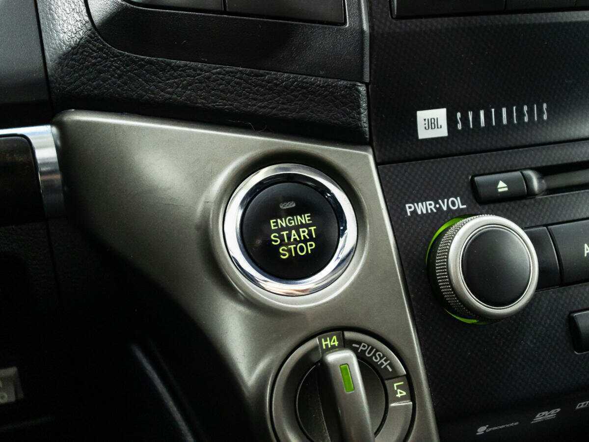 Купить Toyota Land Cruiser с пробегом. Фото: #15